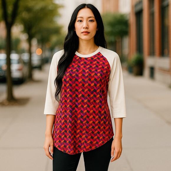 LuLaRoe Randy Baseball Tee Top Basketweave Burgundy Cream Gold‎ Teal Large - Picture 1 of 6